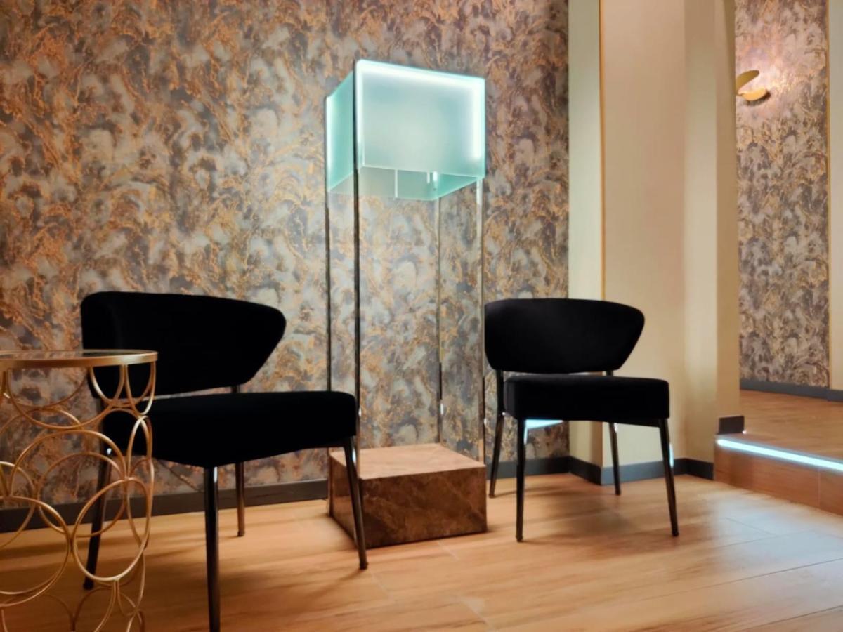 Intomilan Galleria Duomo I Boutique & Design Milaan